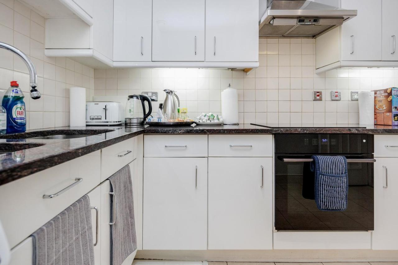 Oxford Street Homestay London Kültér fotó