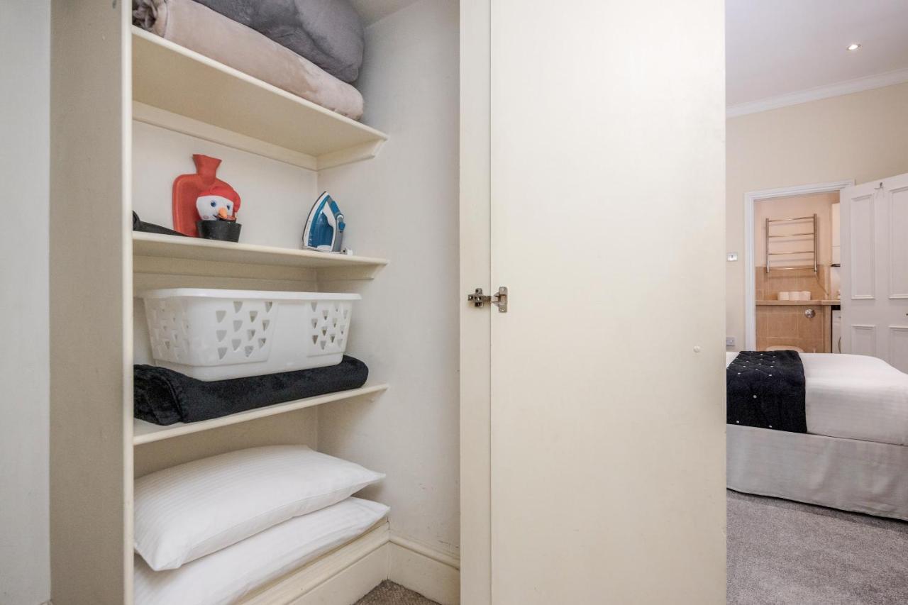 Oxford Street Homestay London Kültér fotó