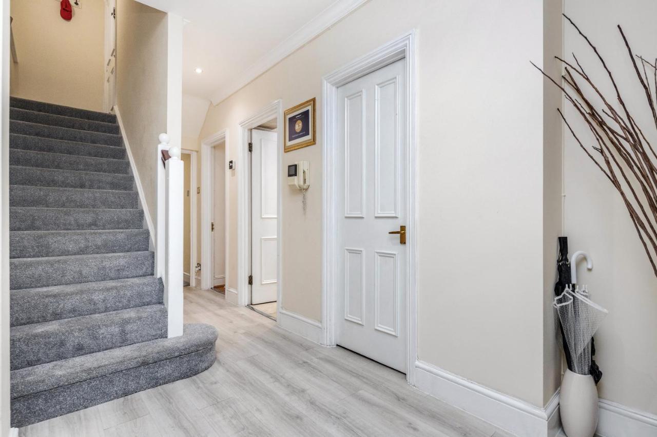 Oxford Street Homestay London Kültér fotó