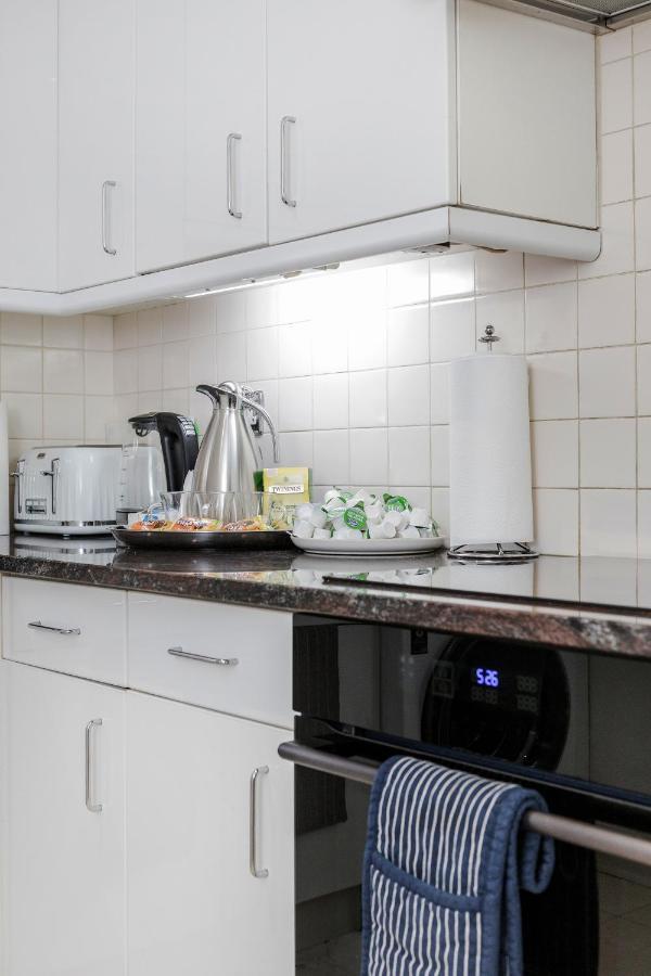 Oxford Street Homestay London Kültér fotó